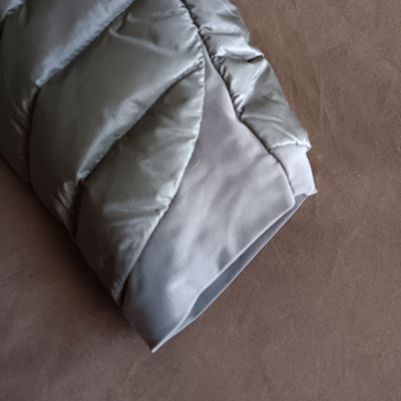 LIKE NEW Duluth Trading Co Down Right Jacket Woman's L Moss - Picture 7 of 14